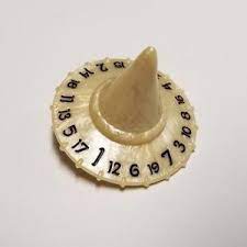 D20 Wizard Hat: Parchment - Game On