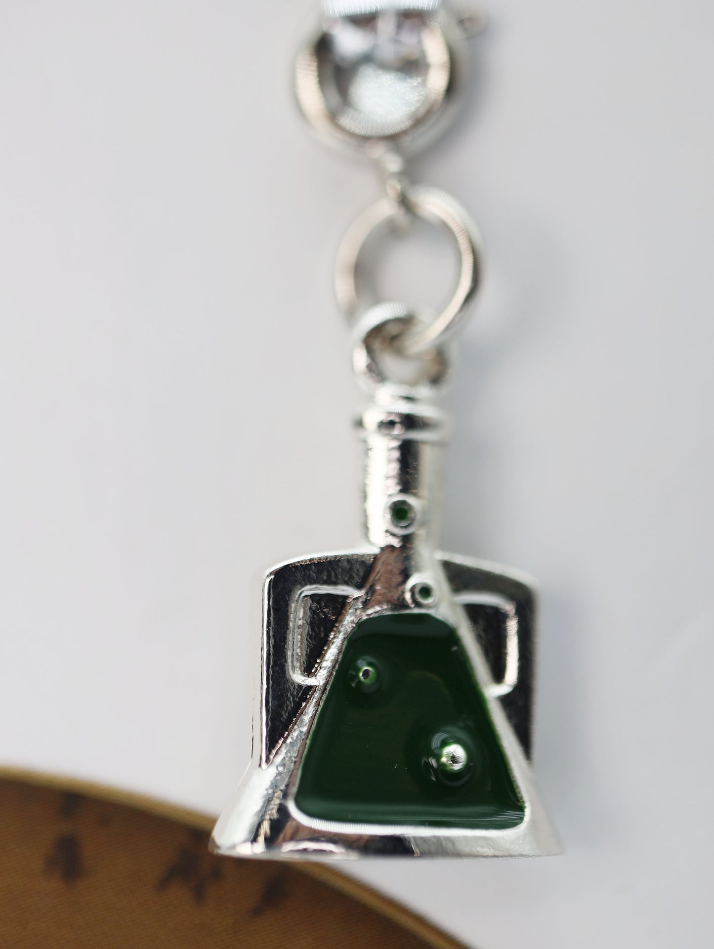 Traveler's Trinkets - Alchemist Potion Charm - Game On