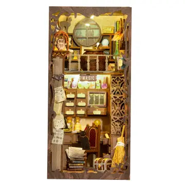 Book Nook Kit - Magic Pharmacist with Dust Cover - Game On
