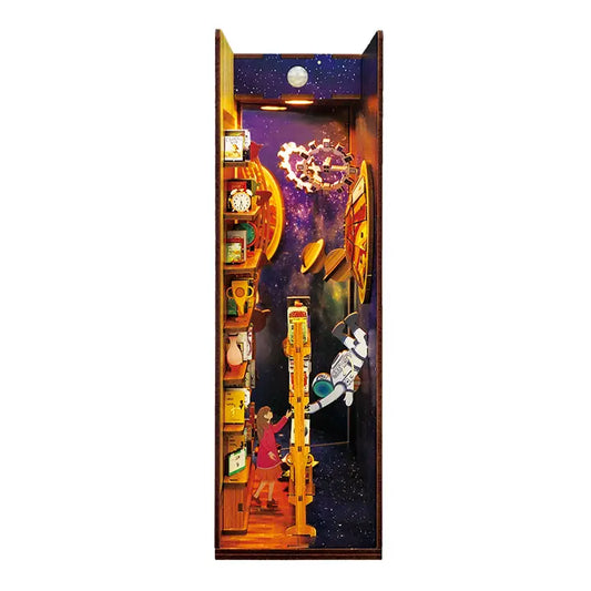 Miniature House Book Nook Kit - Interstellar - Game On