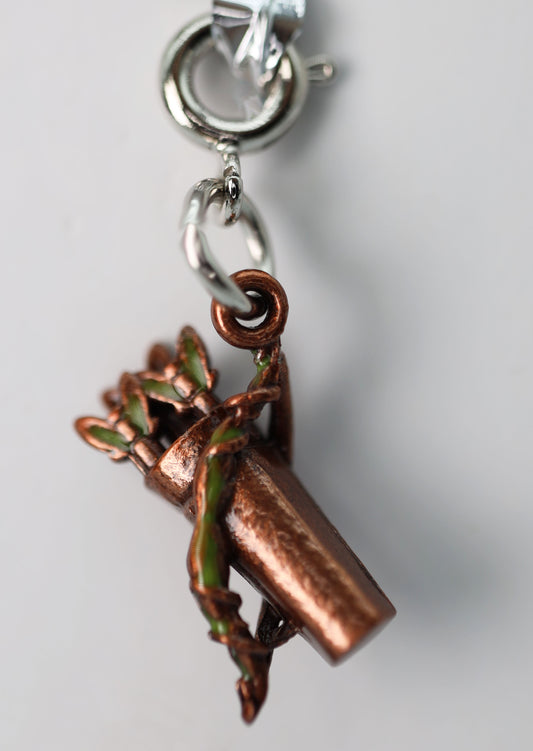 Traveler's Trinkets - Bow and Quiver Charm - Game On