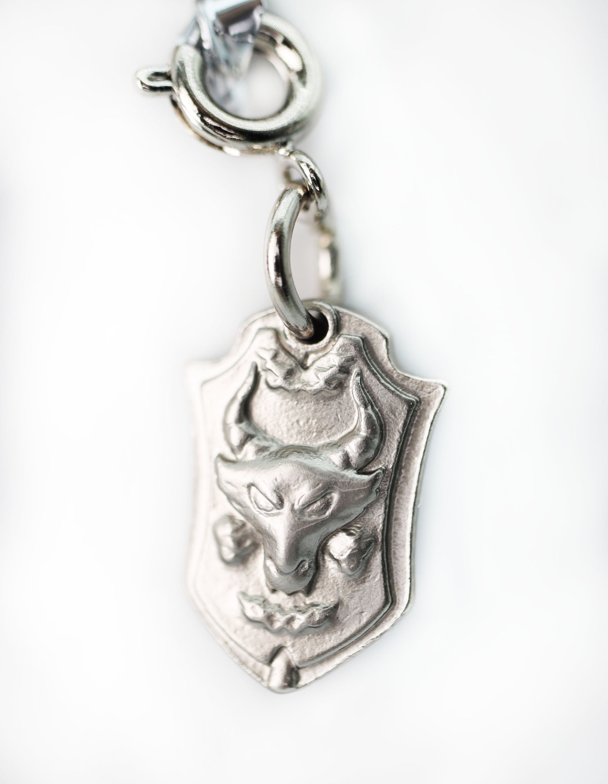 Traveler's Trinkets - Tower Shield Charm - Game On