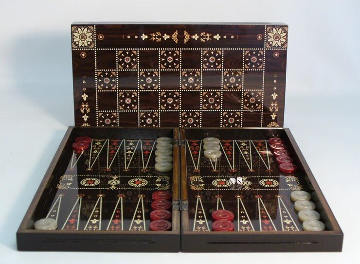 Floral Decoupage Backgammon - Classic - Game On